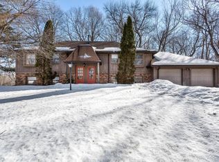 2570 Lydiard Ave, Excelsior, MN 55331