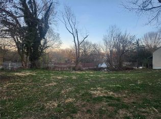 2705 S Brookside Ave, Independence, MO 64052