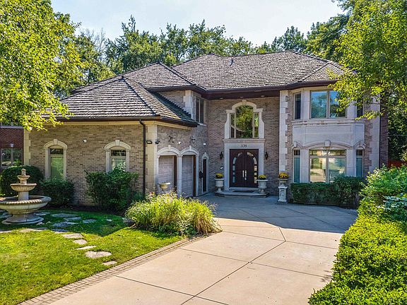 2nd image of 339 Taft Ct