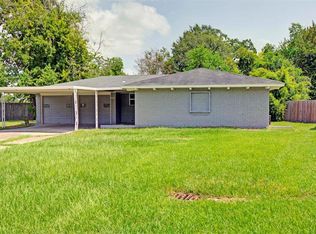 8822 Meadowview Dr, Houston, TX 77037