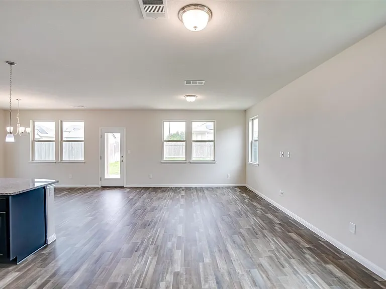 1005 Dawson Dune Cv — Photo 5