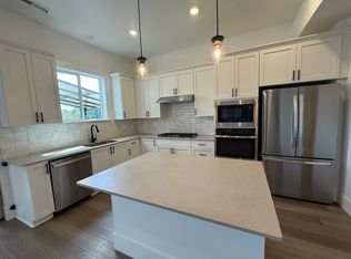 17820 SW Maiden Ct, Beaverton, OR 97007
