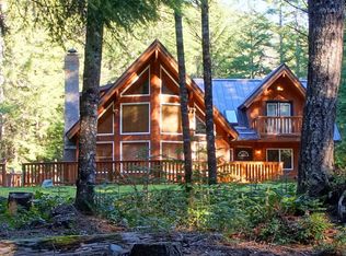 17215 Alpine Dr E, Enumclaw, WA 98022