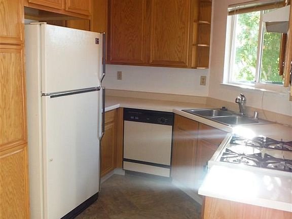 4th image of 2673 Sycamore Glen Dr APT 3