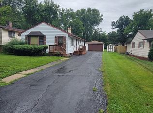 330 Mitchell Dr, Grayslake, IL 60030