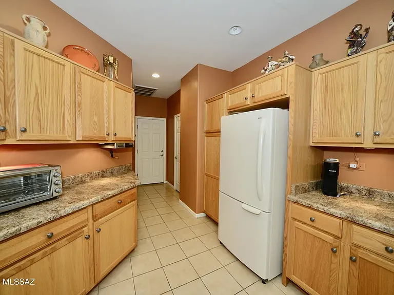 733 W Shadow Wood St — Photo 12