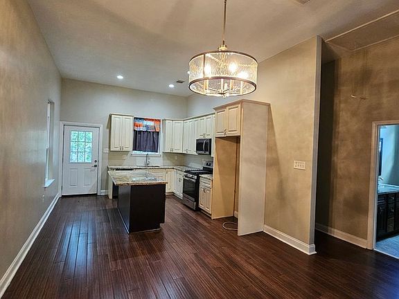 3rd image of 2653 N Tonti St