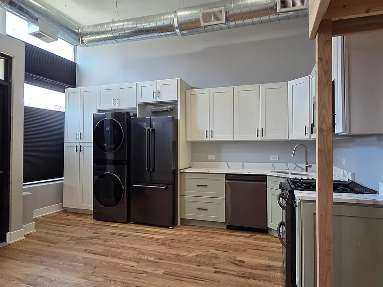831 S Western Ave #1F — Photo 4