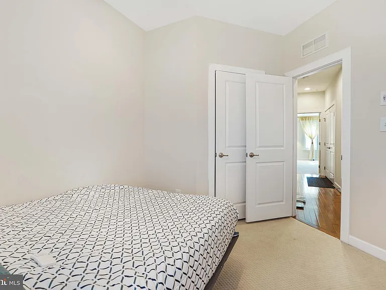 412 Blue Flax Pl — Photo 19