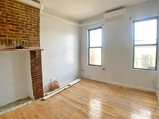 Rented by Nooklyn NYC LLC | media 33