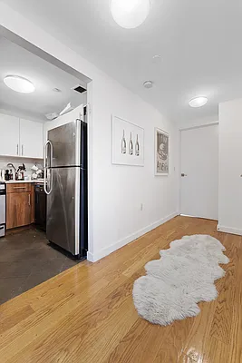 Rented by REAL New York | media 24