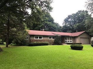 4631 White Horse Trl, Rockford, IL 61101