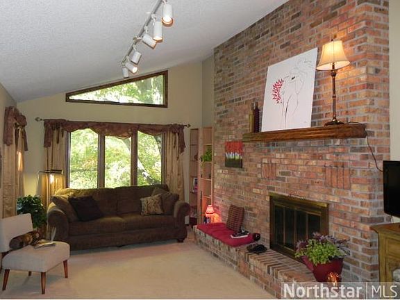 2nd image of 2512 Cedar Hills Dr