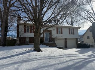 8013 N Congress Ave, Kansas City, MO 64152