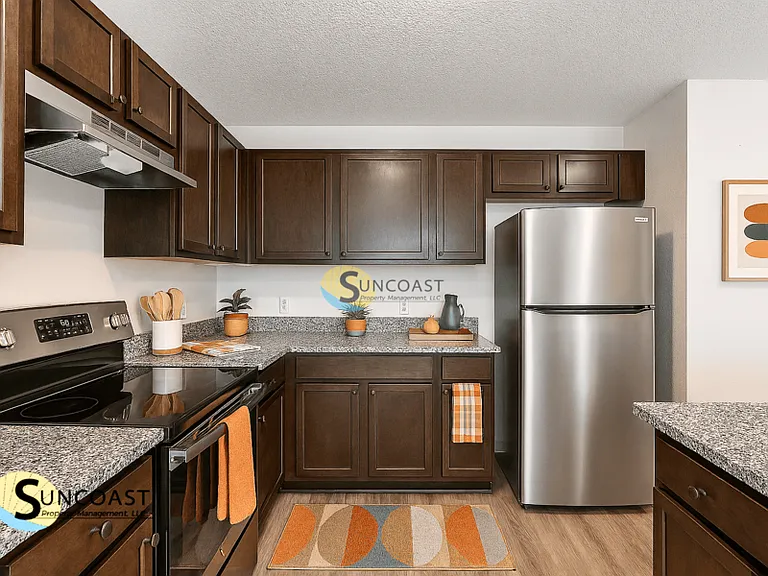 359 Greenbriar Blvd — Photo 4