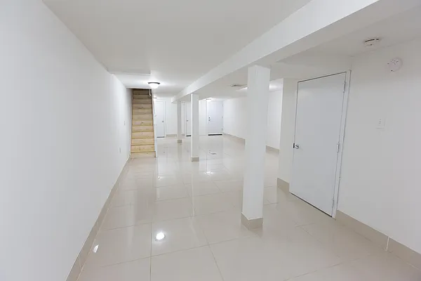 Rented by Owner | media 18