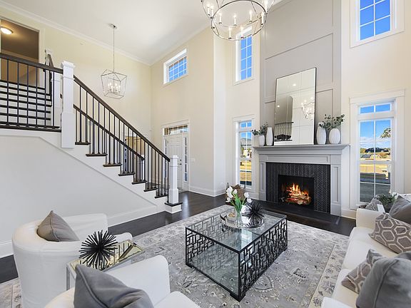 4th image of 6009 Flagg Creek Ln