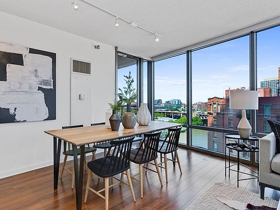 5th image of 530 N Kingsbury St #1304
