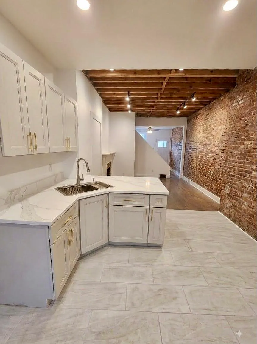 3 bed, 2.5 bath, 1176 sqft, $2,500 — Photo 1