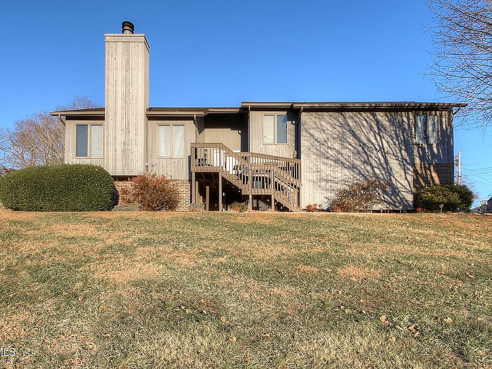1st image of 424 Coralwood Dr