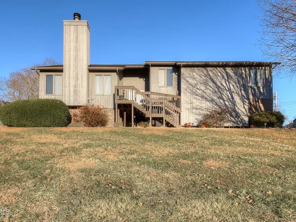 424 Coralwood Dr, Kingsport, TN 37663