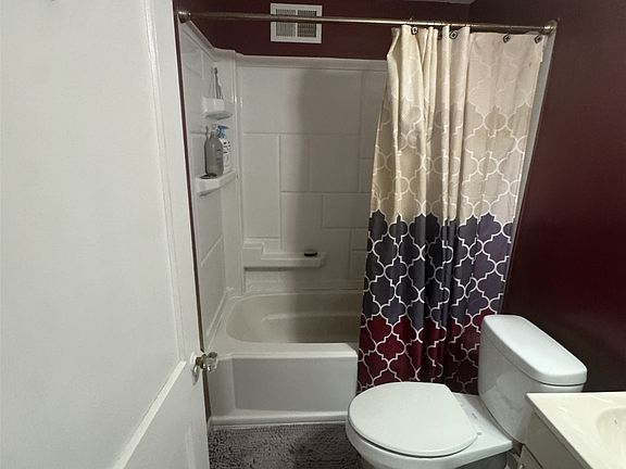 4th image of 534 E 29th St