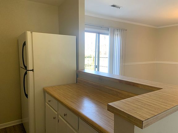 5th image of 5715M Bramblegate Dr
