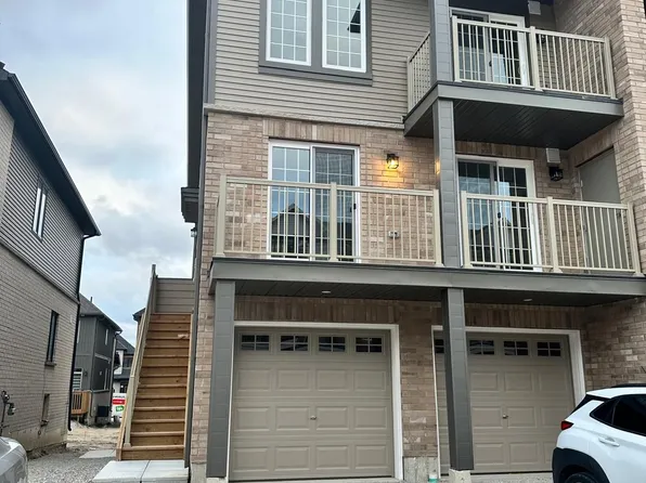9 Hay Ln, Barrie, ON