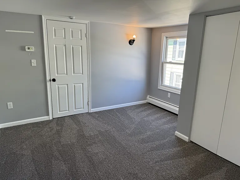 116 E 2nd St — Photo 16