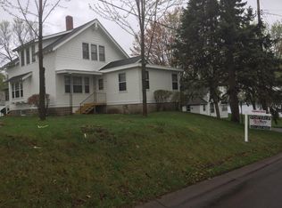 30455 Park St, Lindstrom, MN 55045