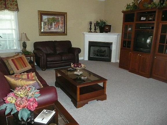 4th image of 128 Arbee Dr