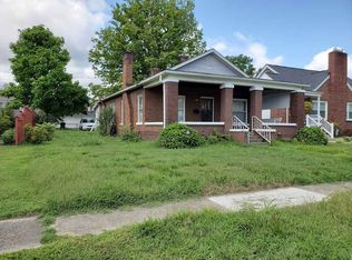 2808 Hackworth St, Ashland, KY 41101