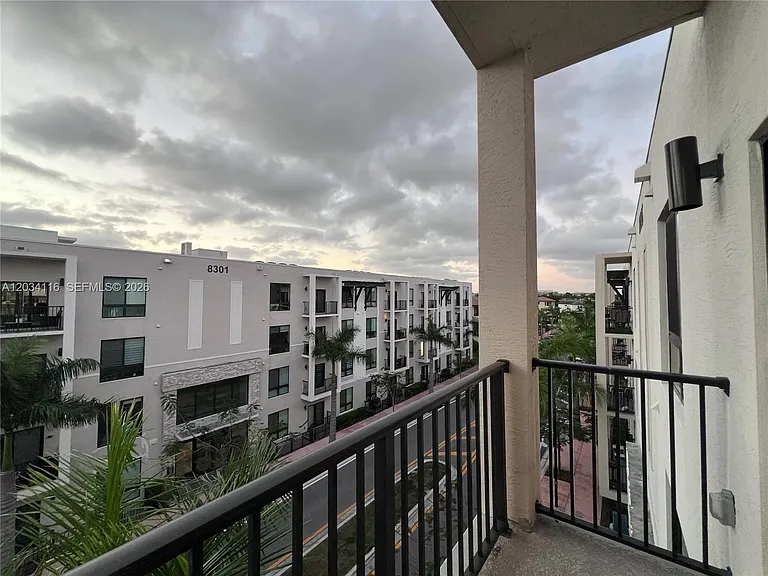 8265 NW 41st St #C-405 — Photo 18