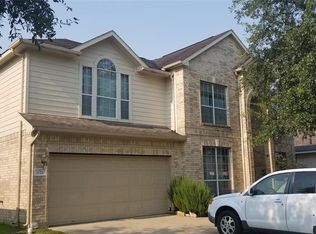 1122 N Teal Estates Cir, Fresno, TX 77545