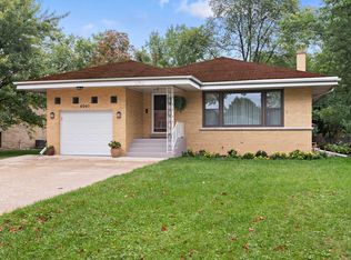 6061 N Kostner Ave, Chicago, IL 60646