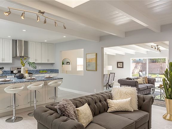 5th image of 7622 Bluebell Ave