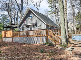 107 Snowshoe Dr, Dingmans Ferry, PA