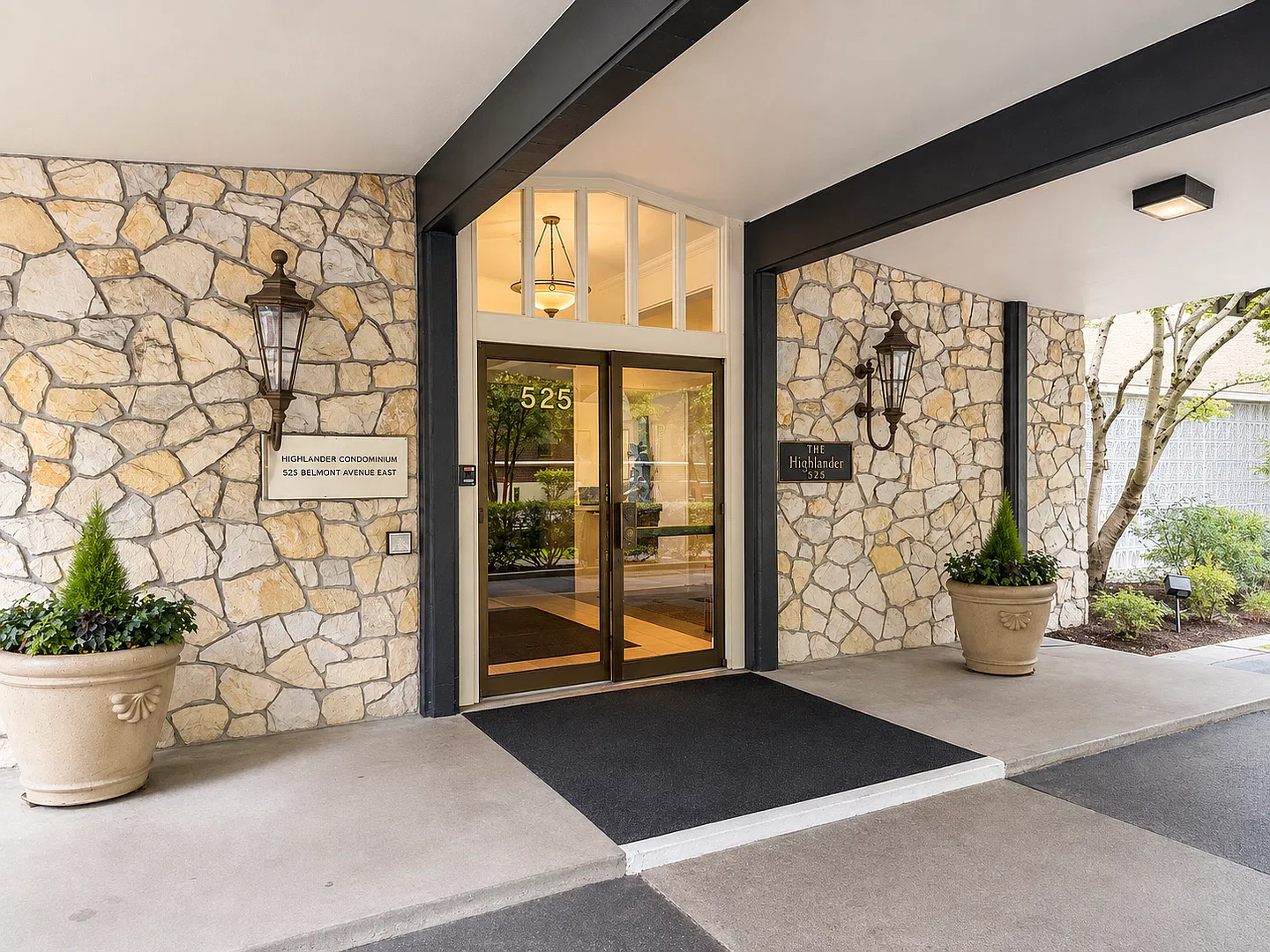 2Bd/1Ba Seattle Condo — Photo 1