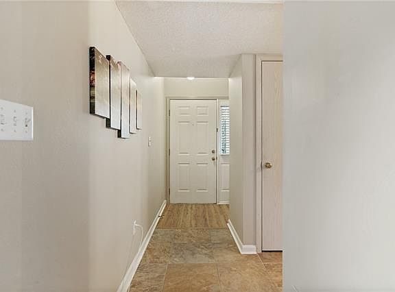 5th image of 5931 NE Moonstone Dr