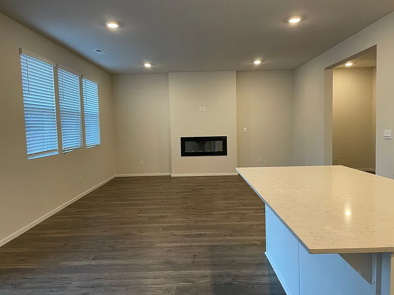 4941 NE 24th Ave — Photo 17