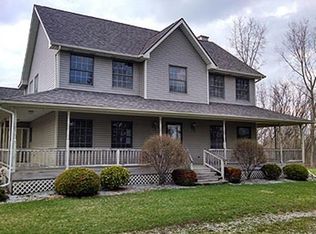 6489 Dryden Rd, Almont, MI 48003