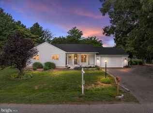 420 Five Farms Dr, Stevensville, MD 21666