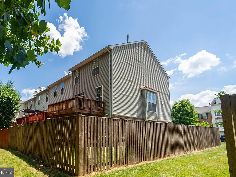 15154 Brazil Cir — Photo 31