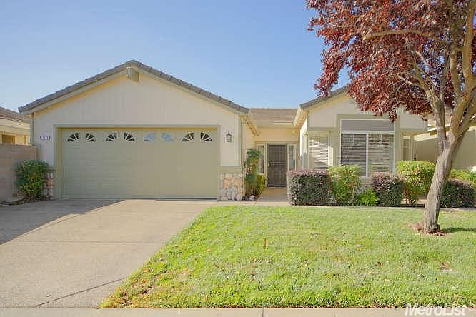 1st image of 861 Lavaliere Pl