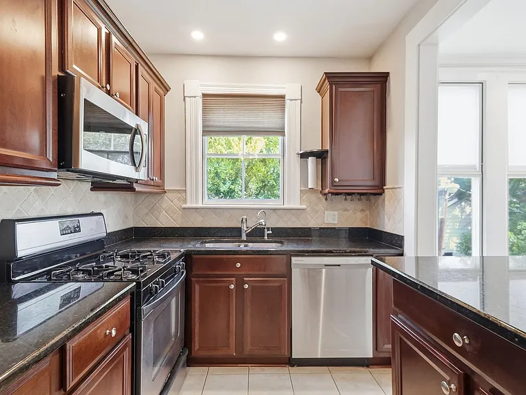 109 E Park Ave #B — Photo 19