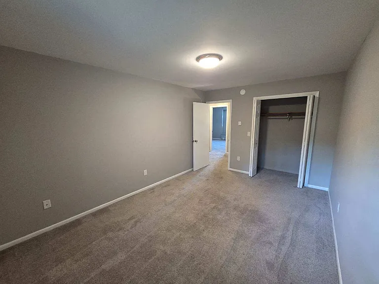 73 Tallow Wood Dr #1 — Photo 12