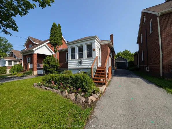 51 Dundas St, Kingston, ON K7L 1N4