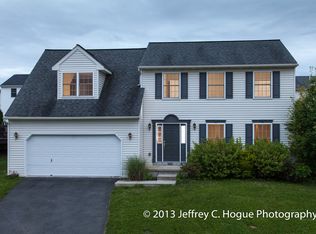 113 N Rosewood Ct, Wernersville, PA 19565