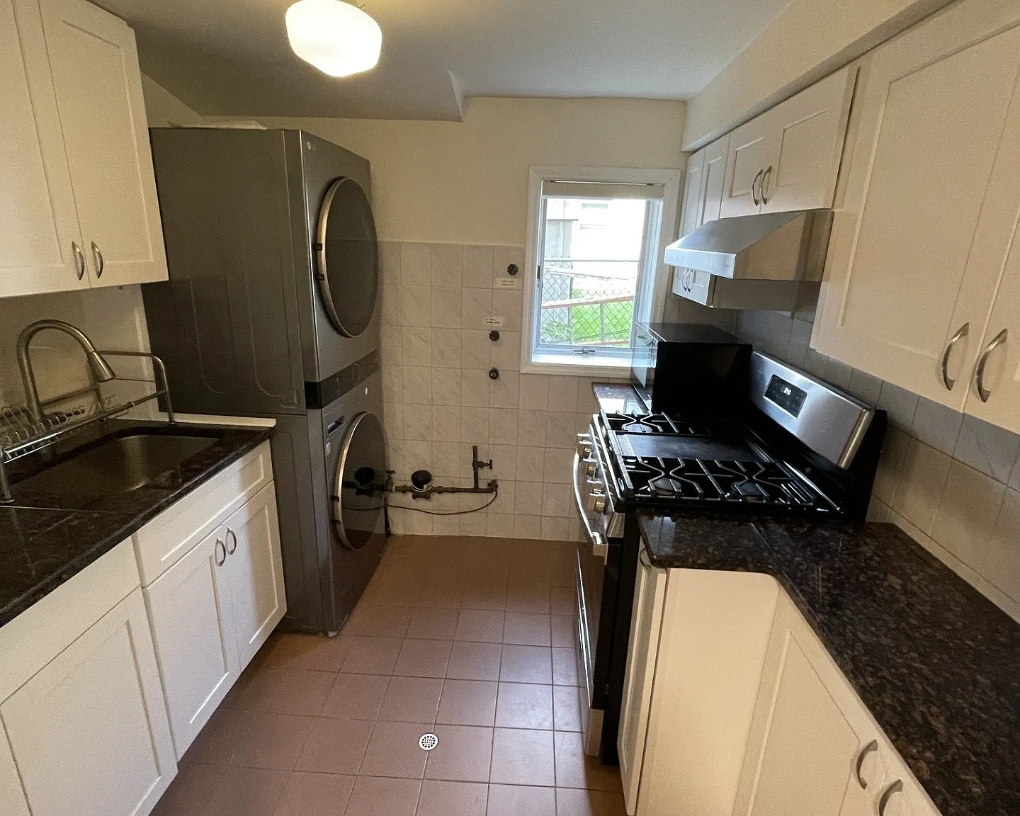 1 bed, $2,100 — Photo 4