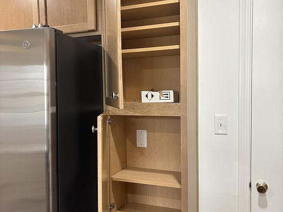 4th image of 4246 Middlebrook Rd